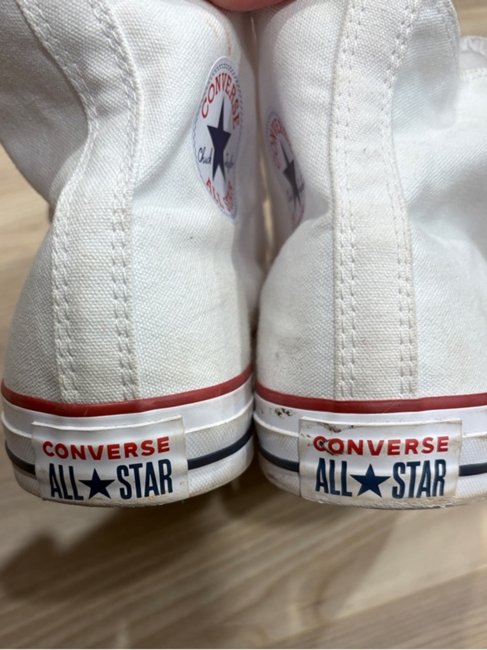 Converse White Canvas Low Top Sneakers with Navy Insole Logo men’s 10/women’s 12 - Picture 3 of 7